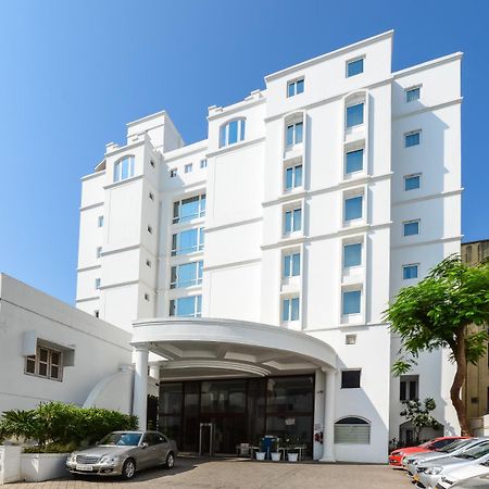 Lemon Tree Premier “The Atrium” Ahmedabad Ξενοδοχείο Εξωτερικό φωτογραφία