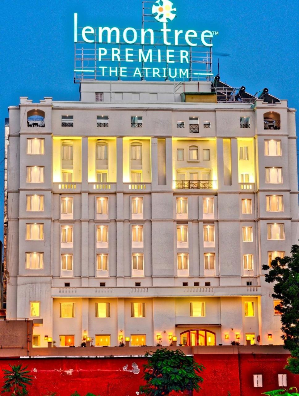 Lemon Tree Premier “The Atrium” Ahmedabad Ξενοδοχείο Εξωτερικό φωτογραφία